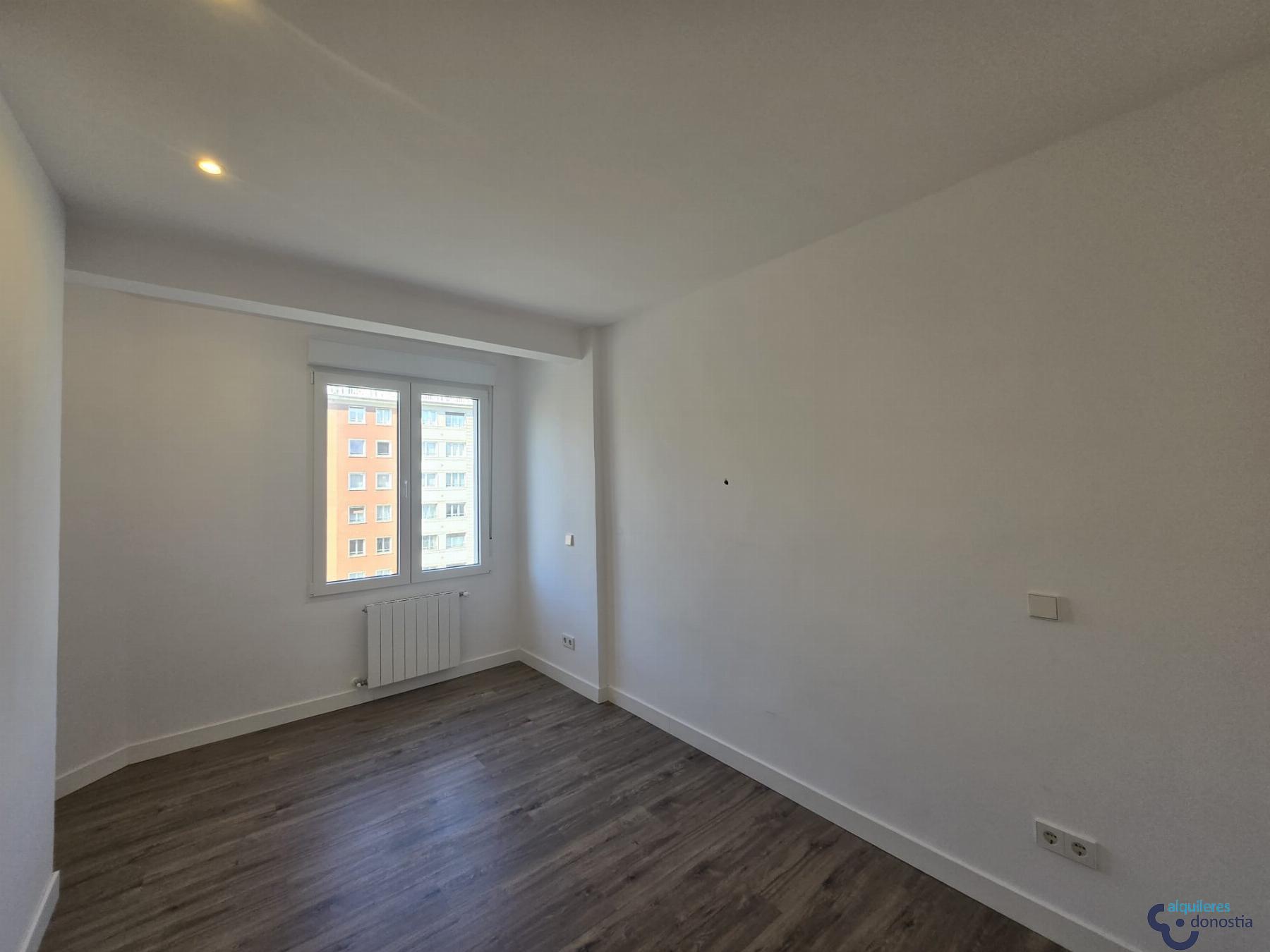For rent of flat in Donostia-San Sebastián