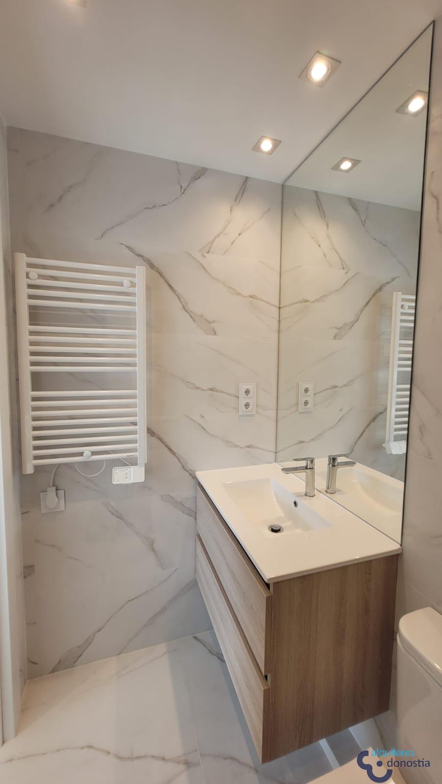 For rent of flat in Donostia-San Sebastián