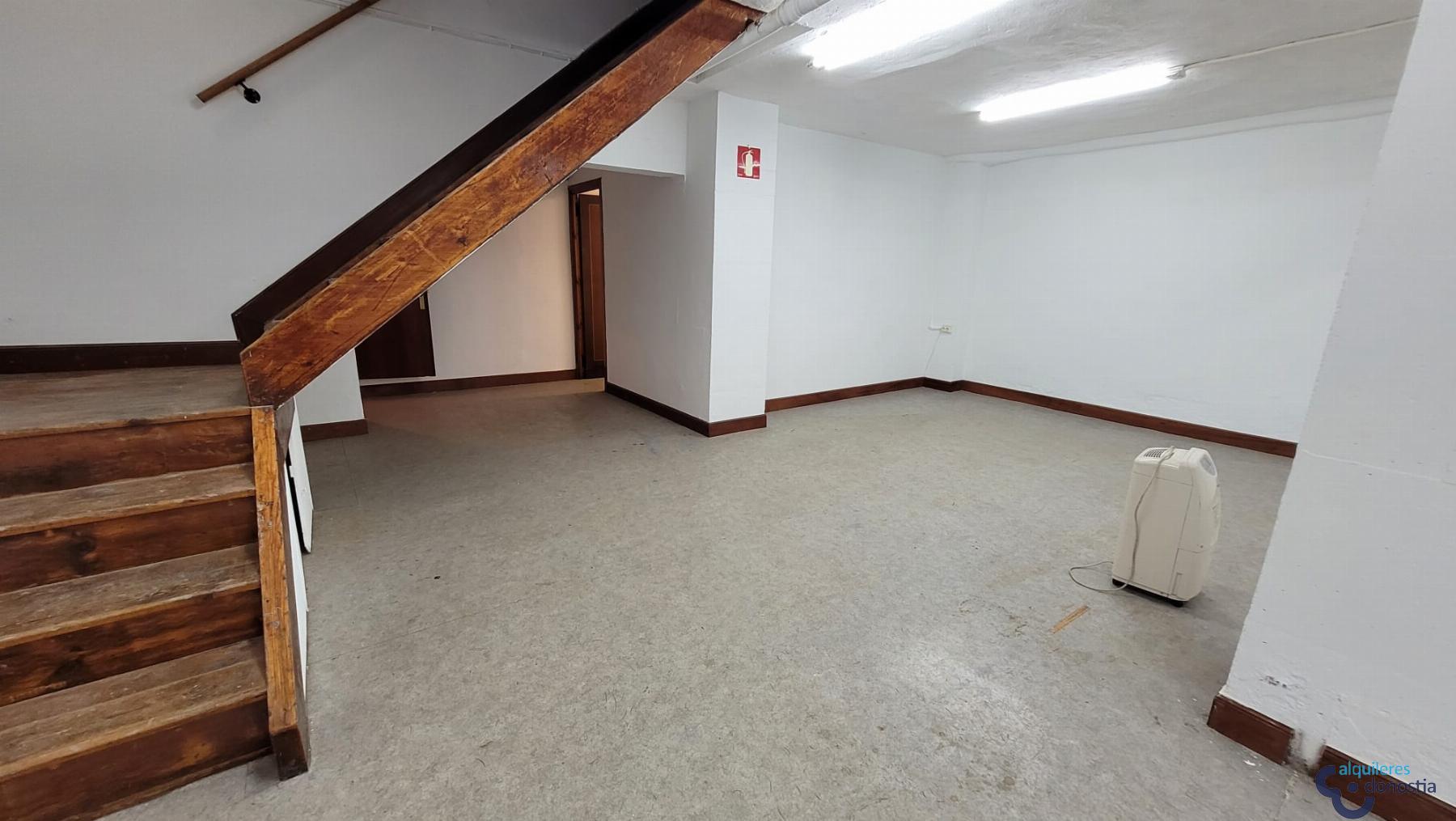 For rent of commercial in Donostia-San Sebastián