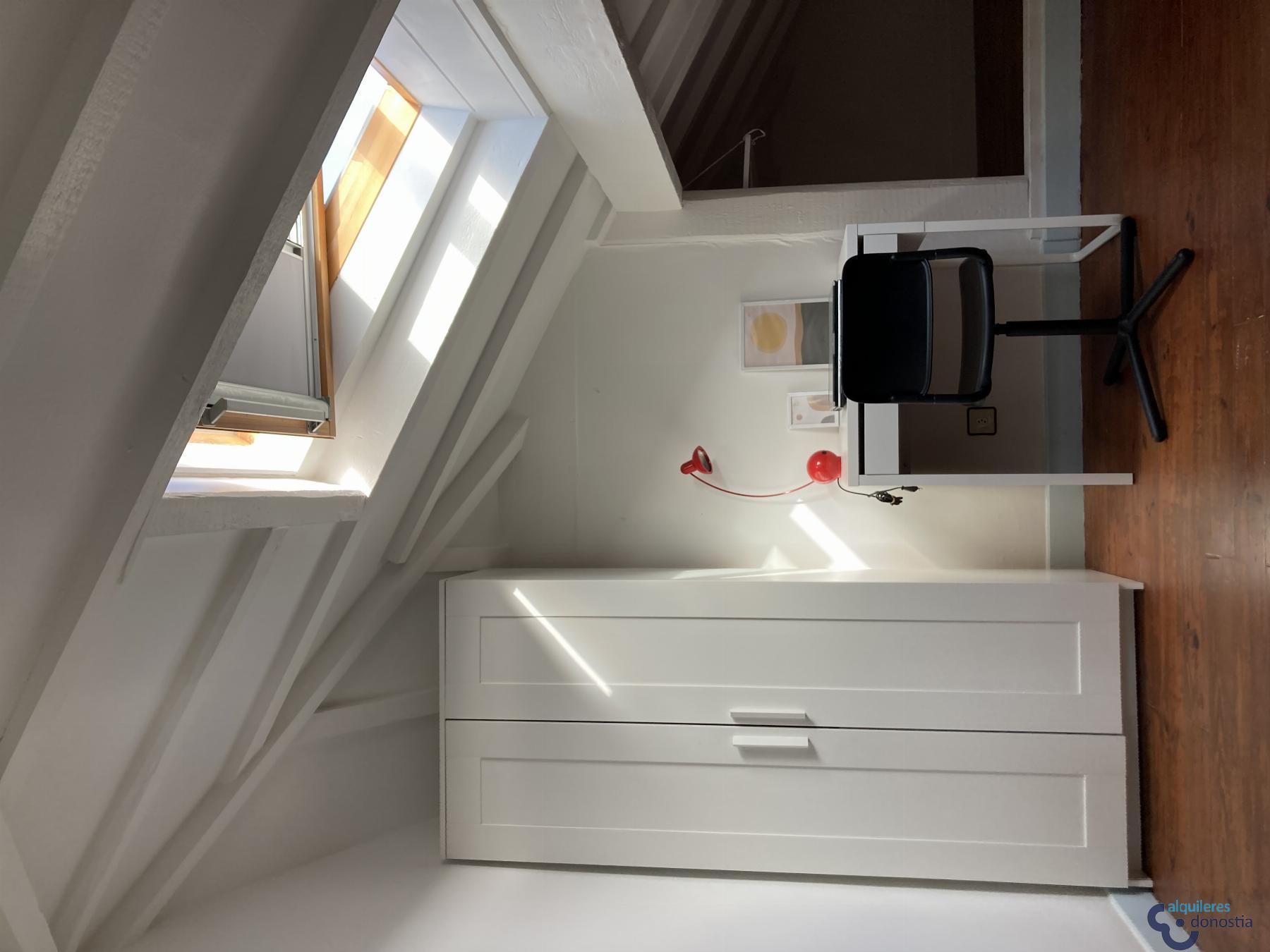 For rent of duplex in Donostia-San Sebastián