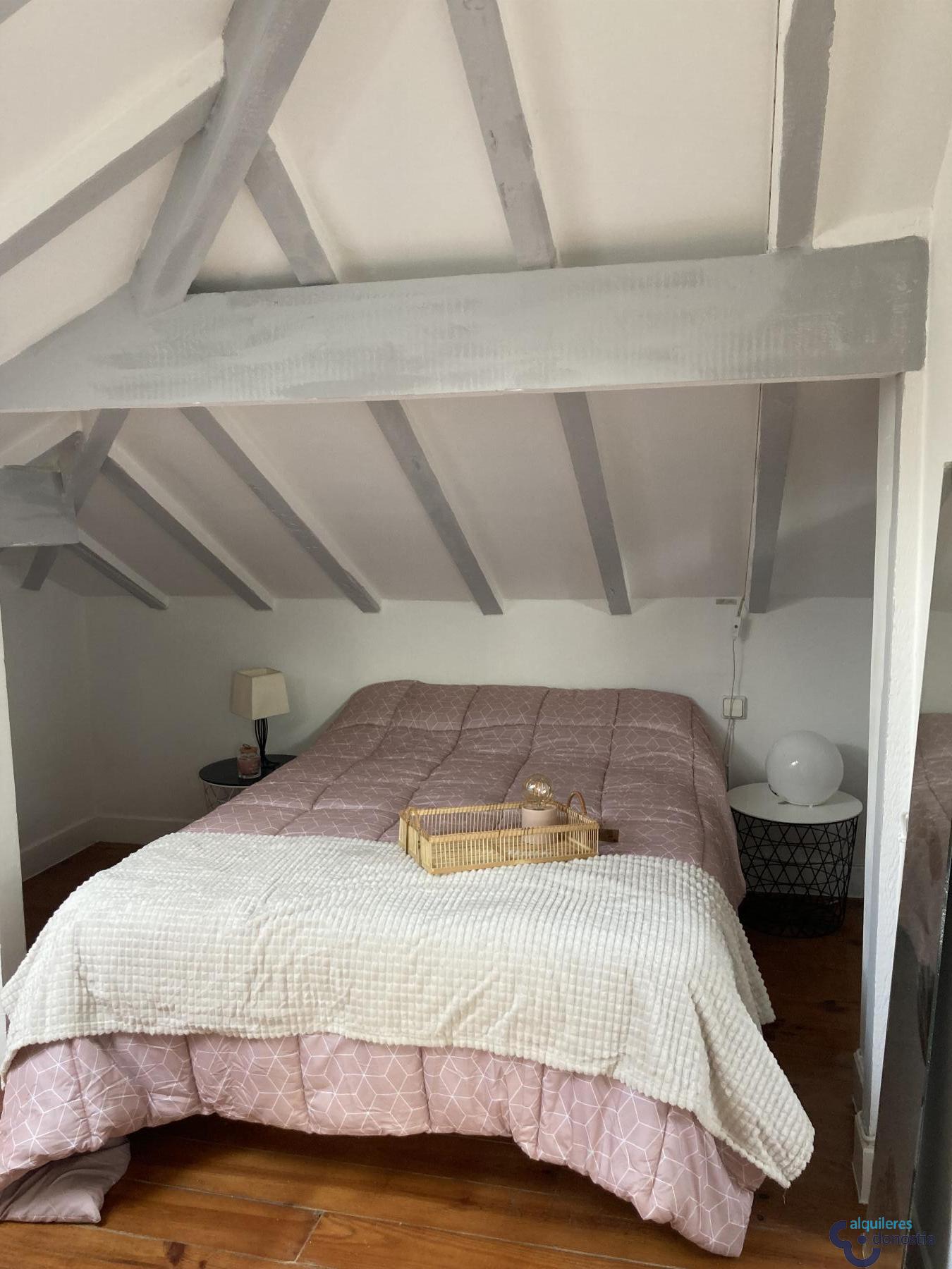 For rent of duplex in Donostia-San Sebastián