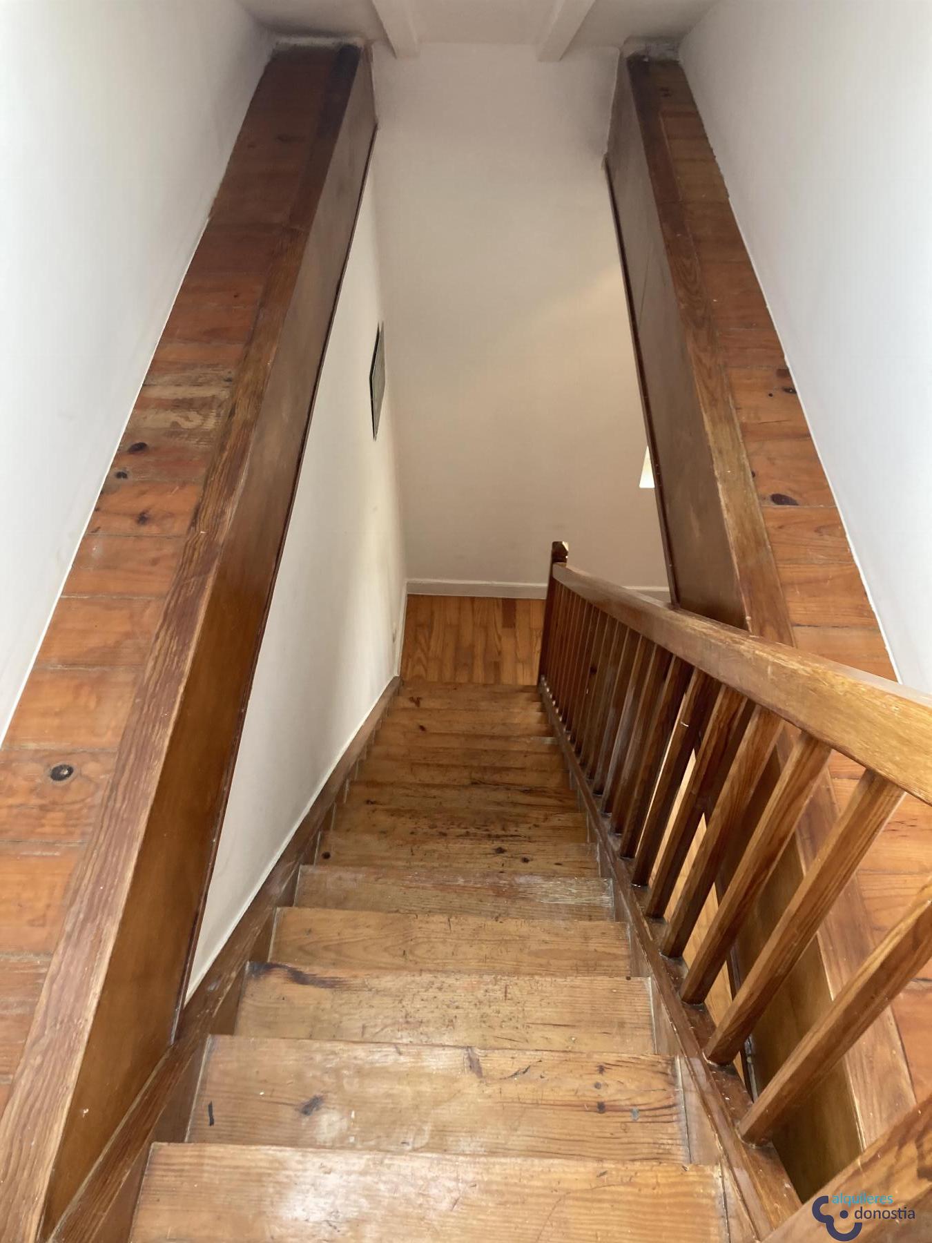 For rent of duplex in Donostia-San Sebastián