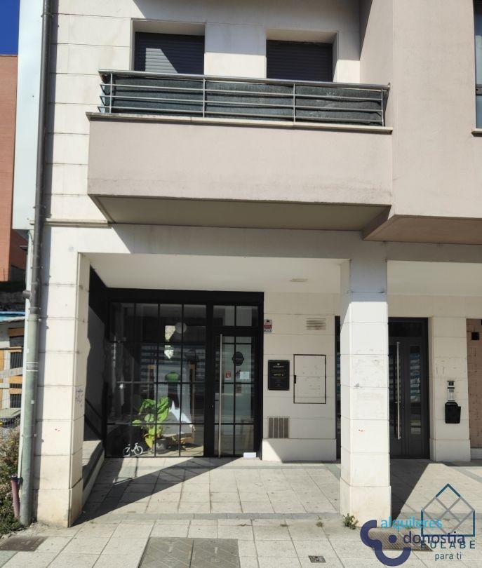 For rent of commercial in Beasain