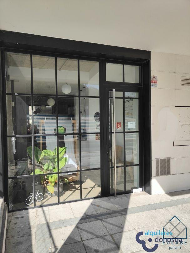 For rent of commercial in Beasain