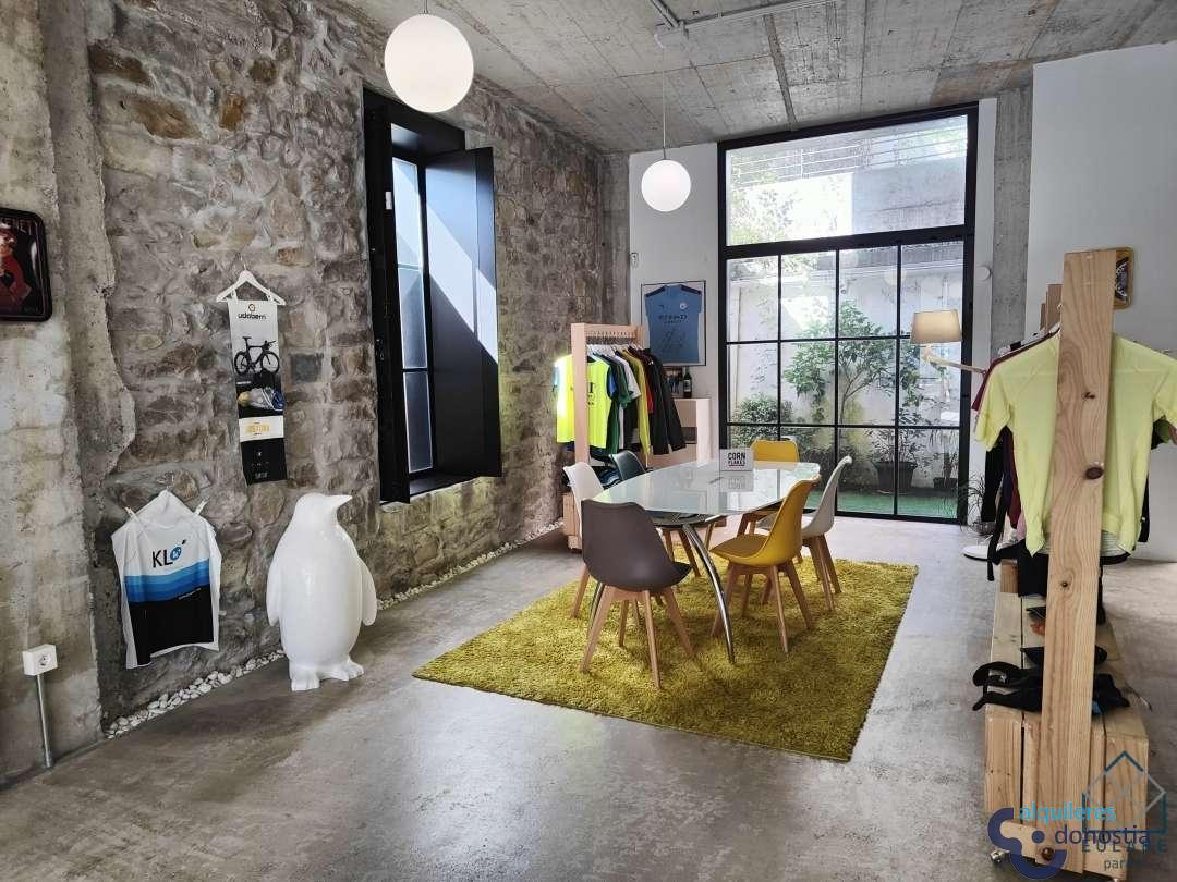 For rent of commercial in Beasain