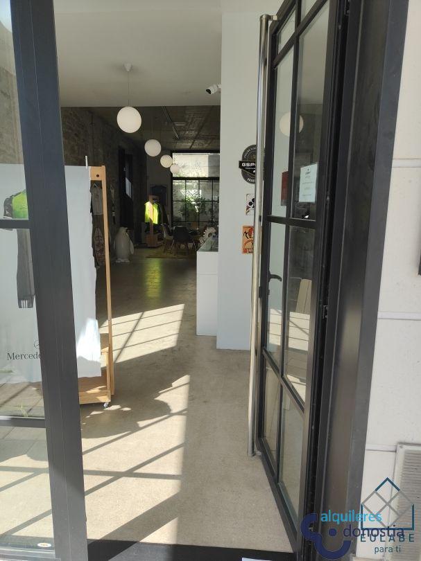 For rent of commercial in Beasain