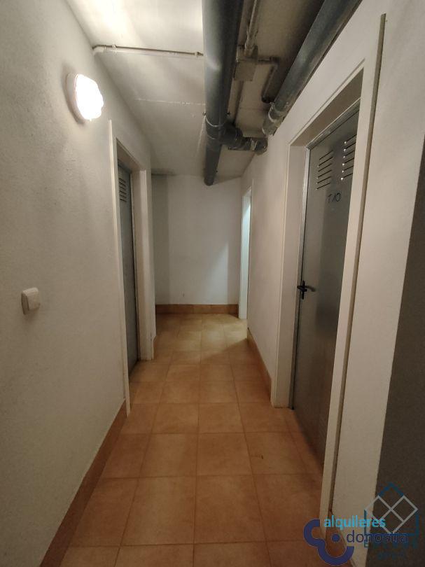 For rent of commercial in Beasain