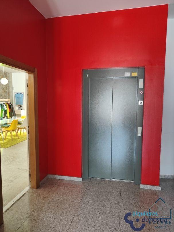 For rent of commercial in Beasain