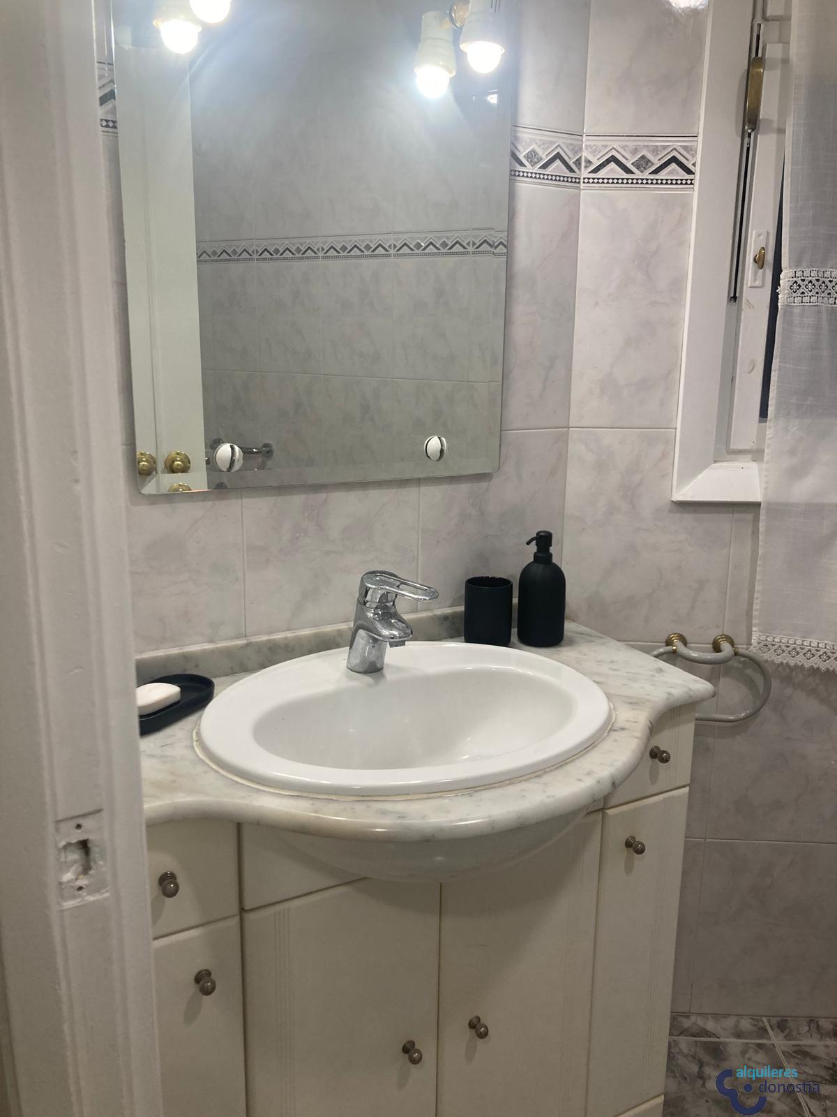 For rent of flat in Donostia-San Sebastián