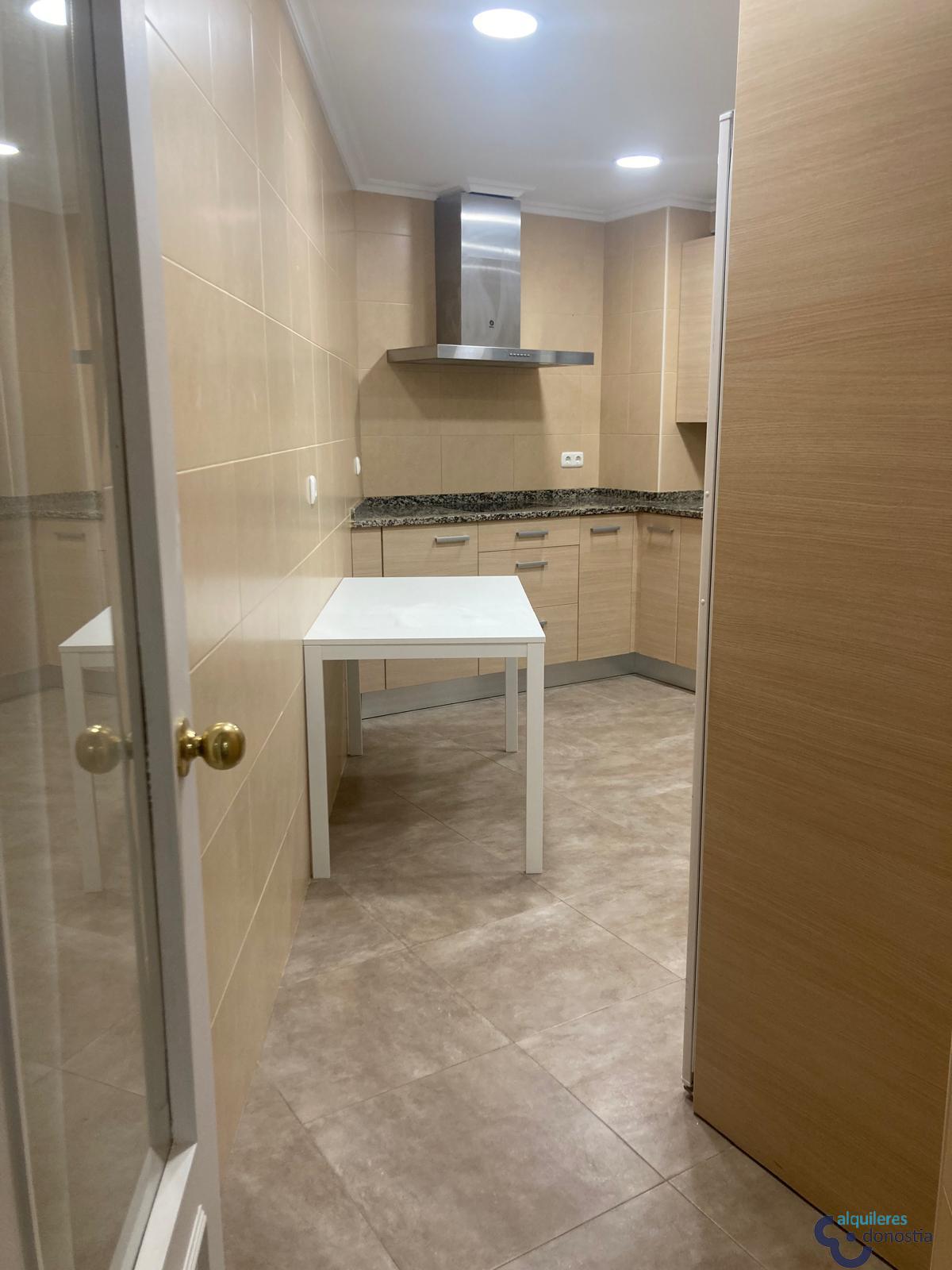 For rent of flat in Donostia-San Sebastián