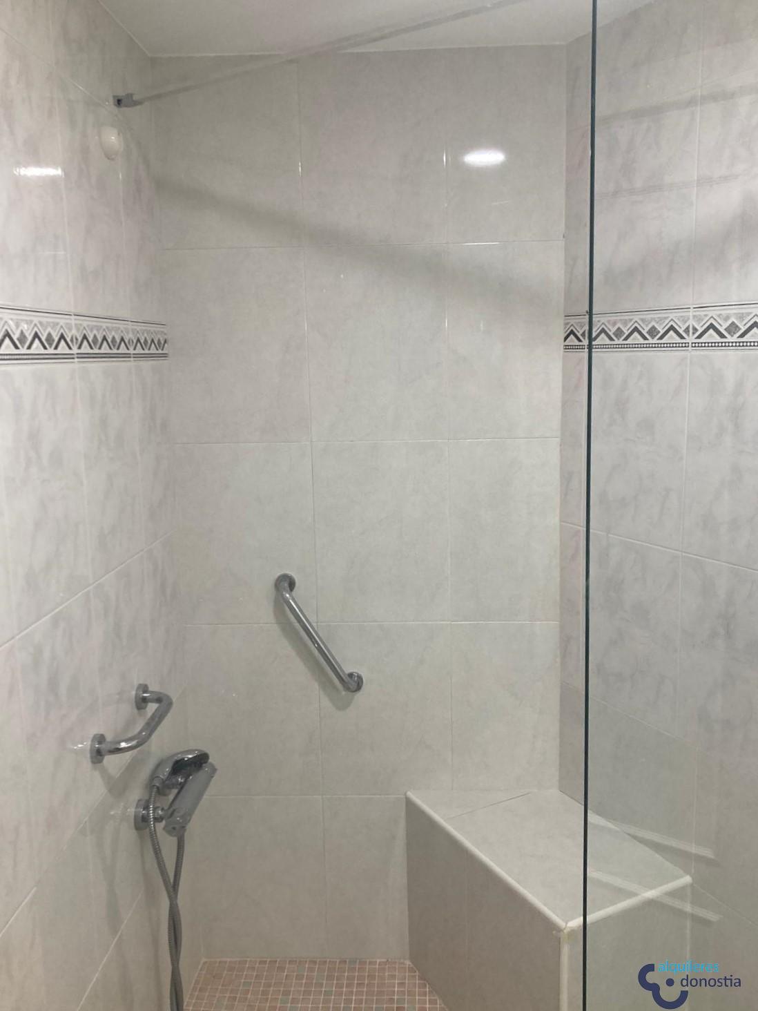 For rent of flat in Donostia-San Sebastián