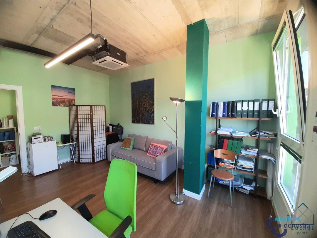 For rent of office in Donostia-San Sebastián