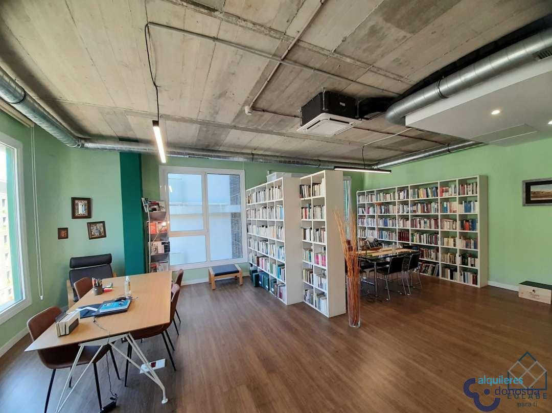 For rent of office in Donostia-San Sebastián
