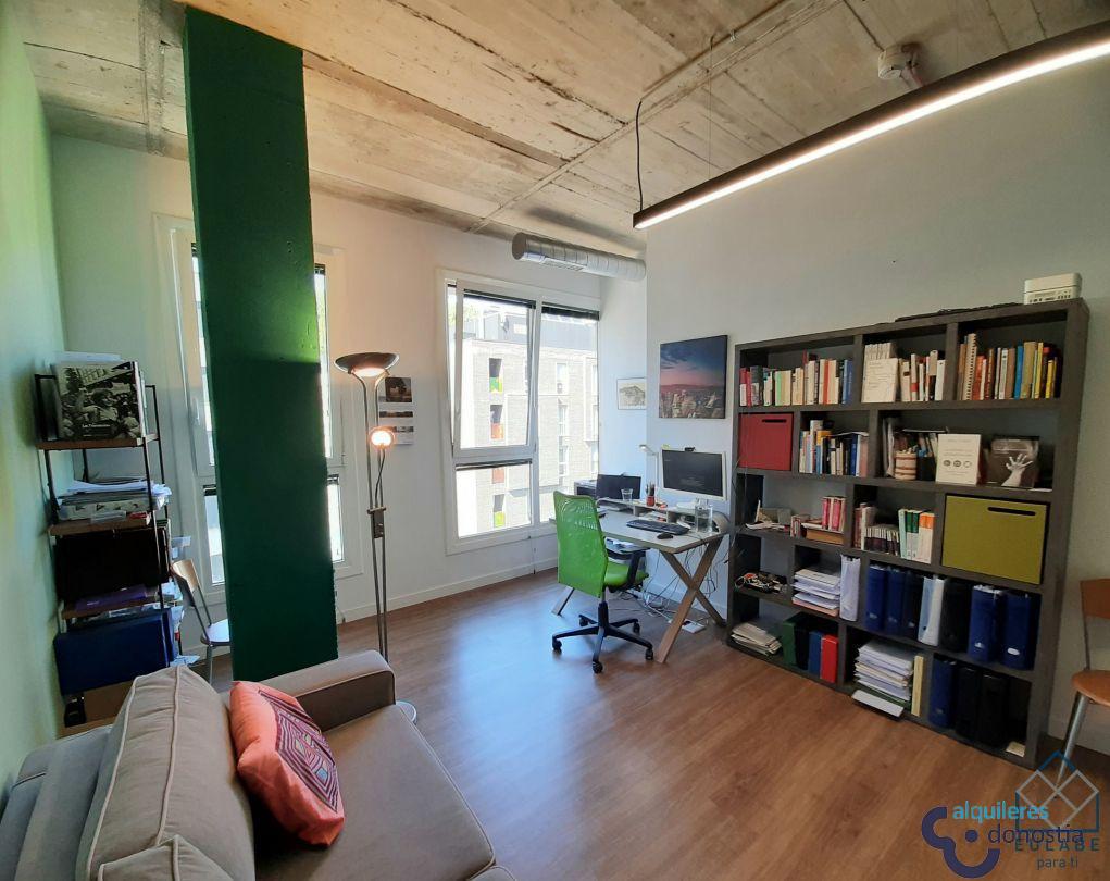 For rent of office in Donostia-San Sebastián