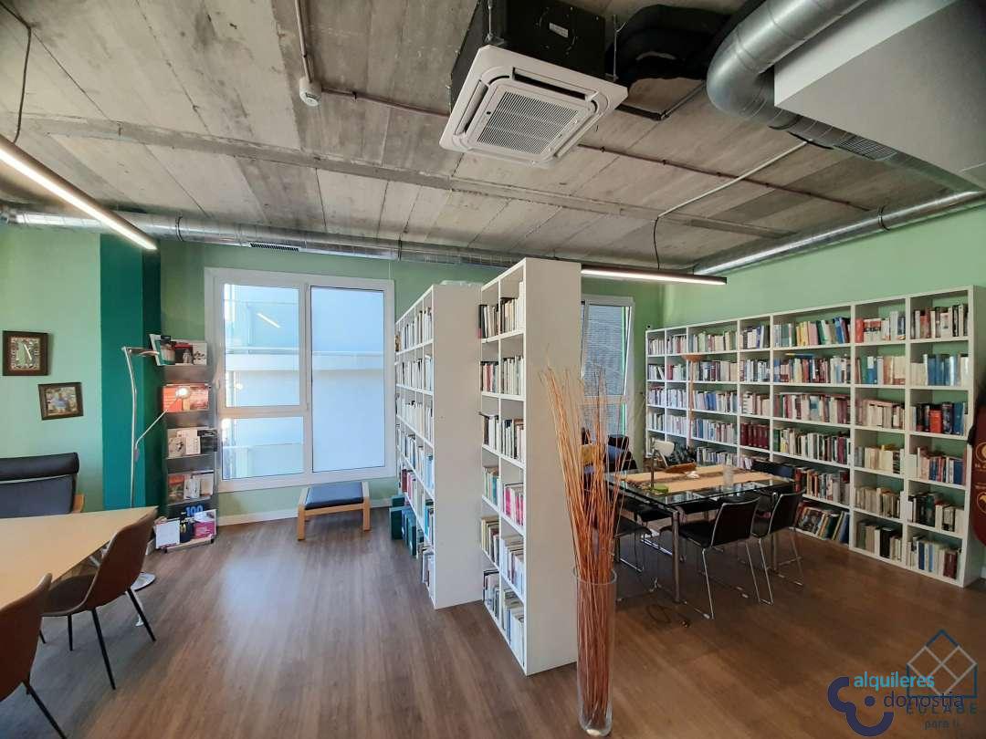 For rent of office in Donostia-San Sebastián