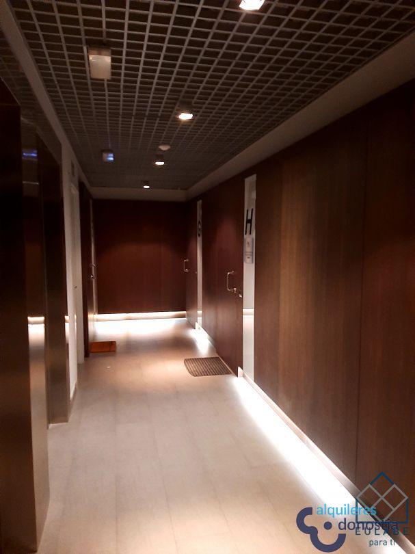 For rent of office in Donostia-San Sebastián