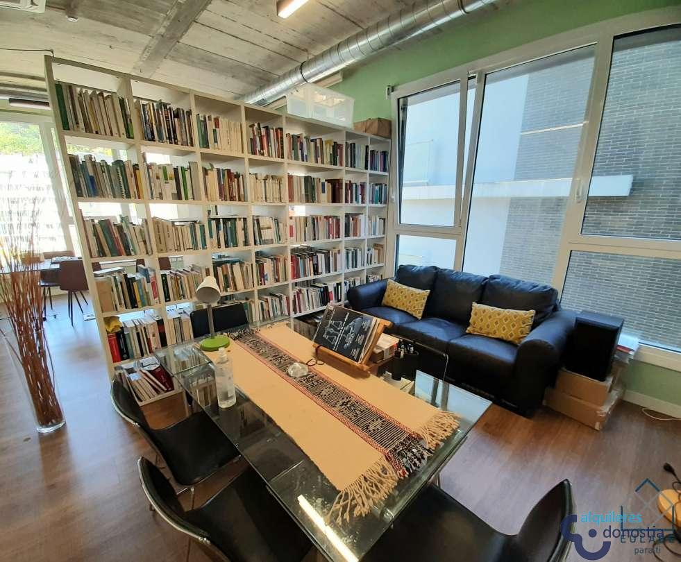 For rent of office in Donostia-San Sebastián