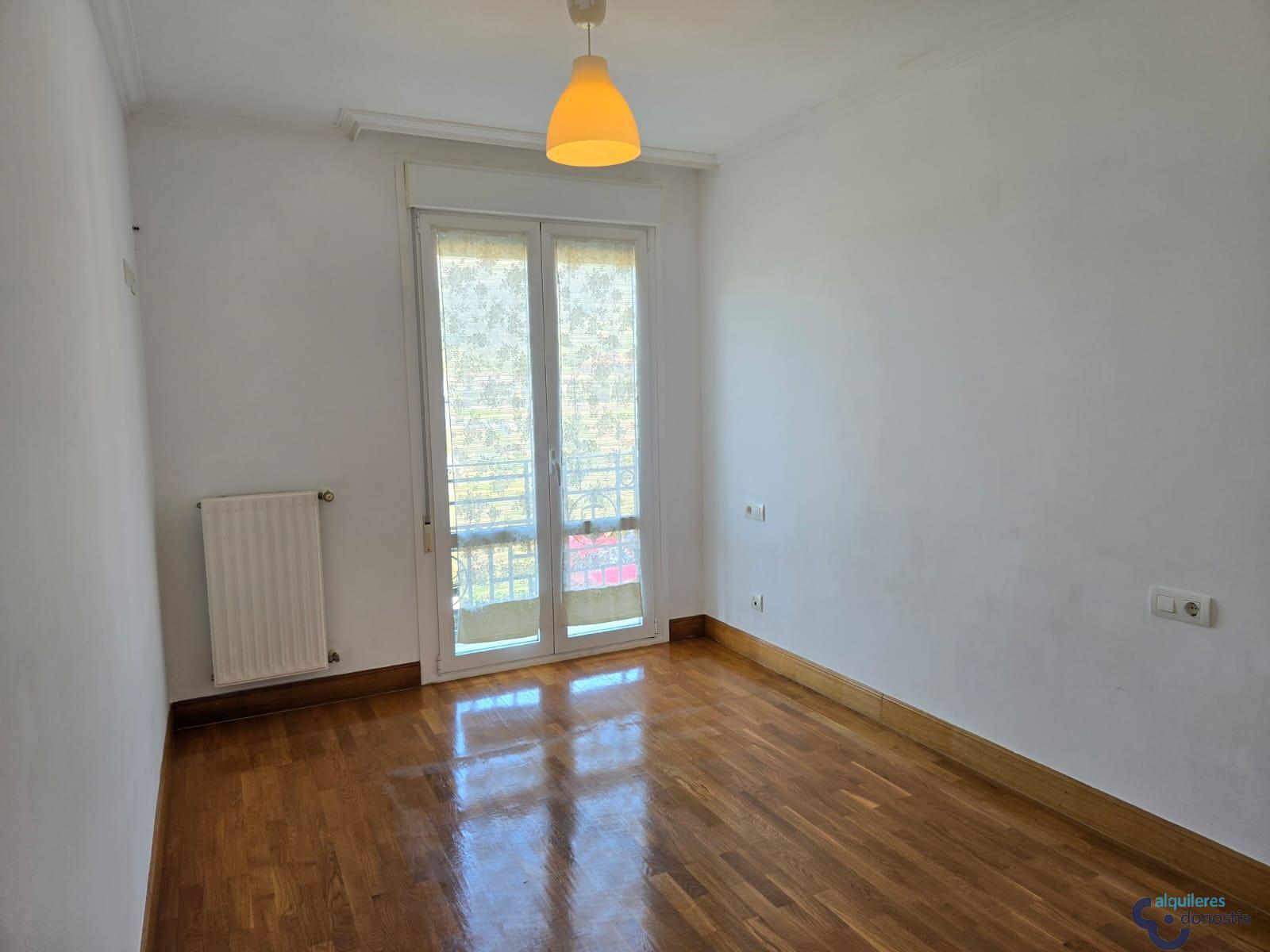 For rent of flat in Orio