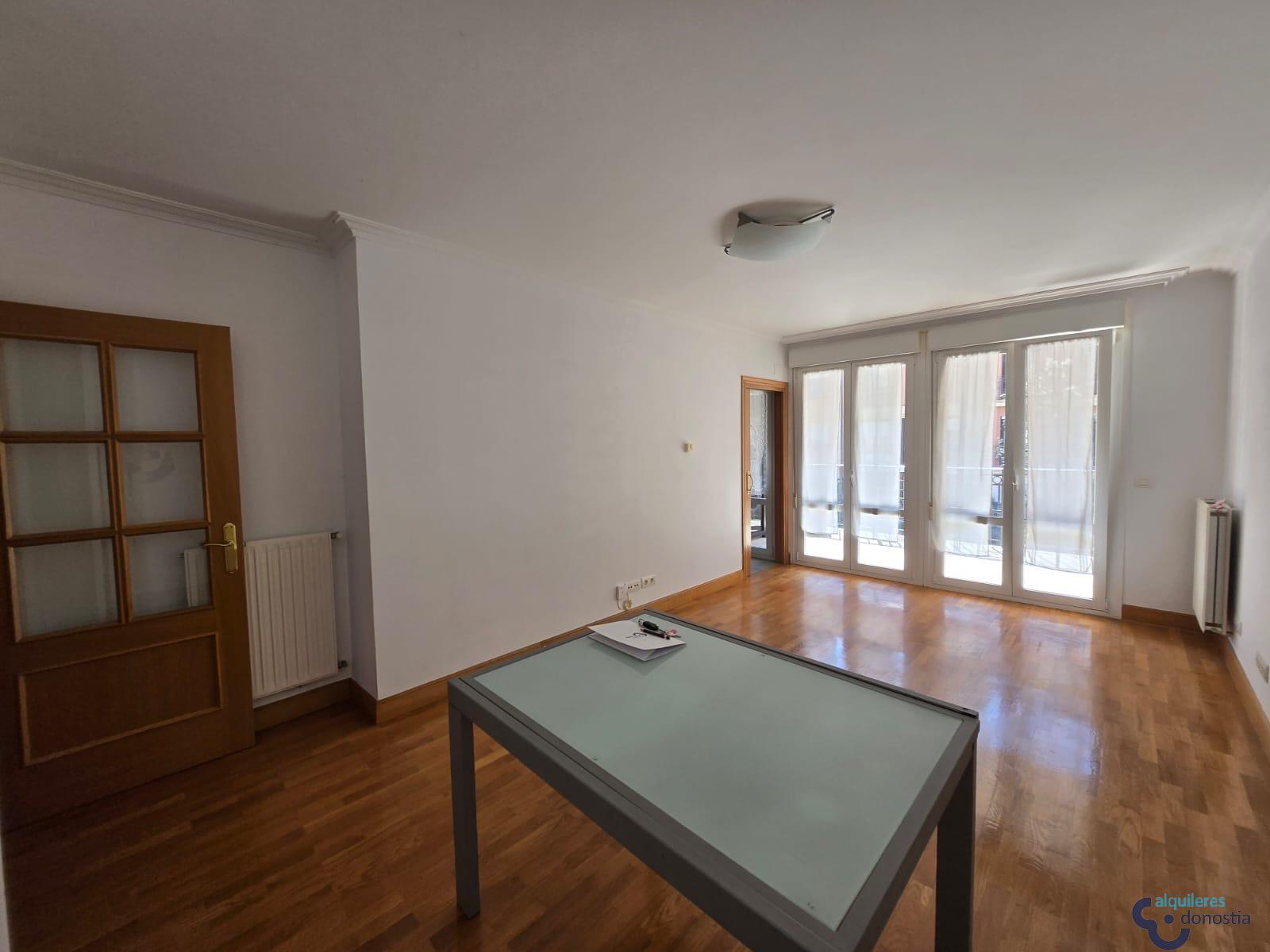 For rent of flat in Orio