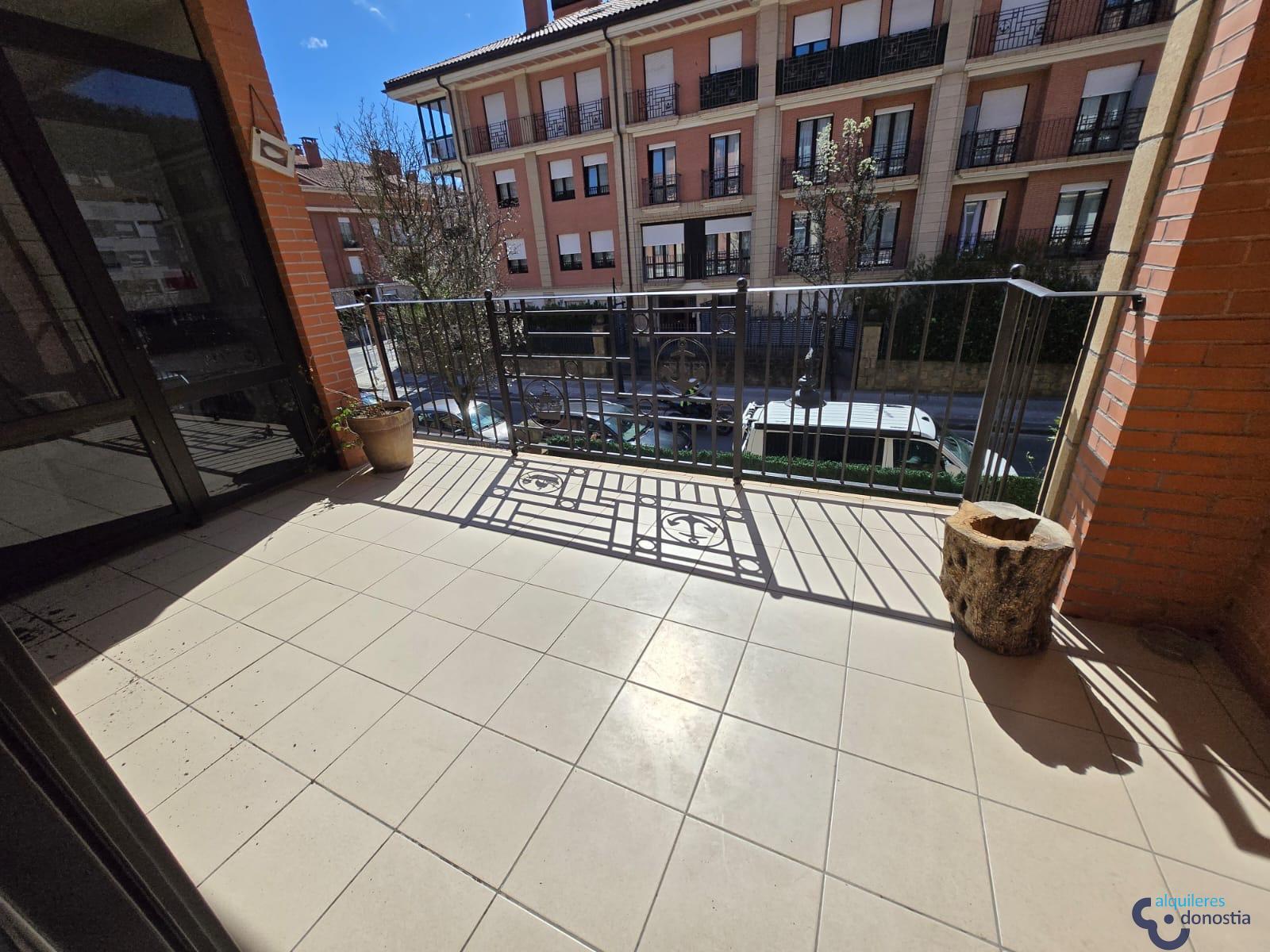 For rent of flat in Orio
