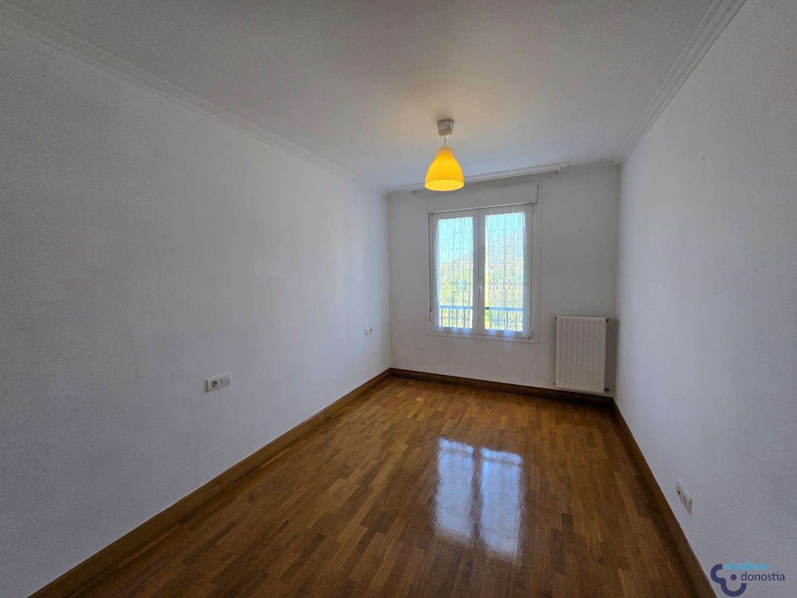 For rent of flat in Orio