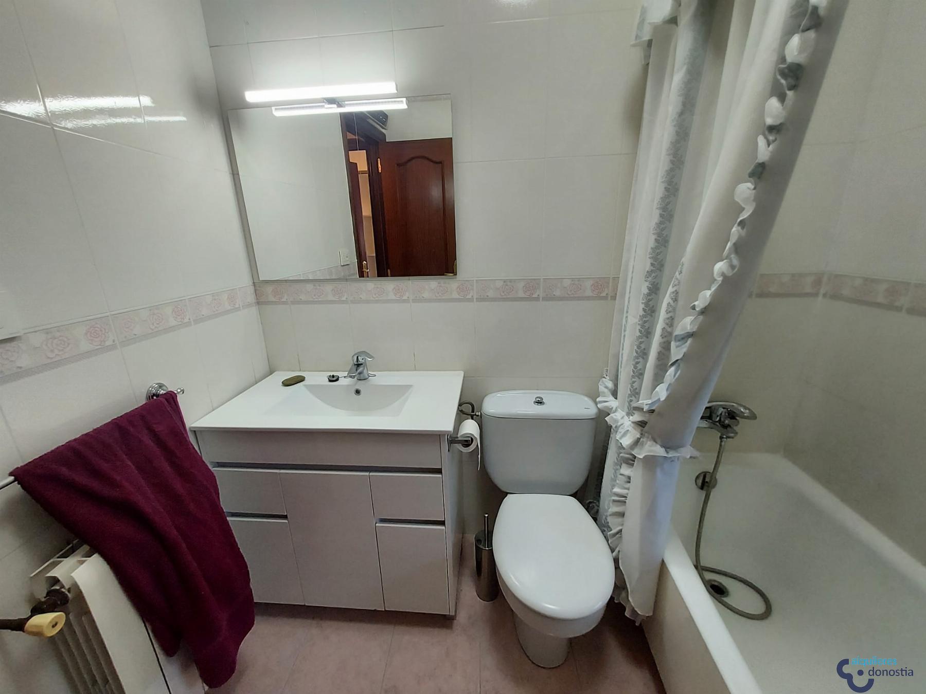 For rent of flat in Arrasate Mondragón