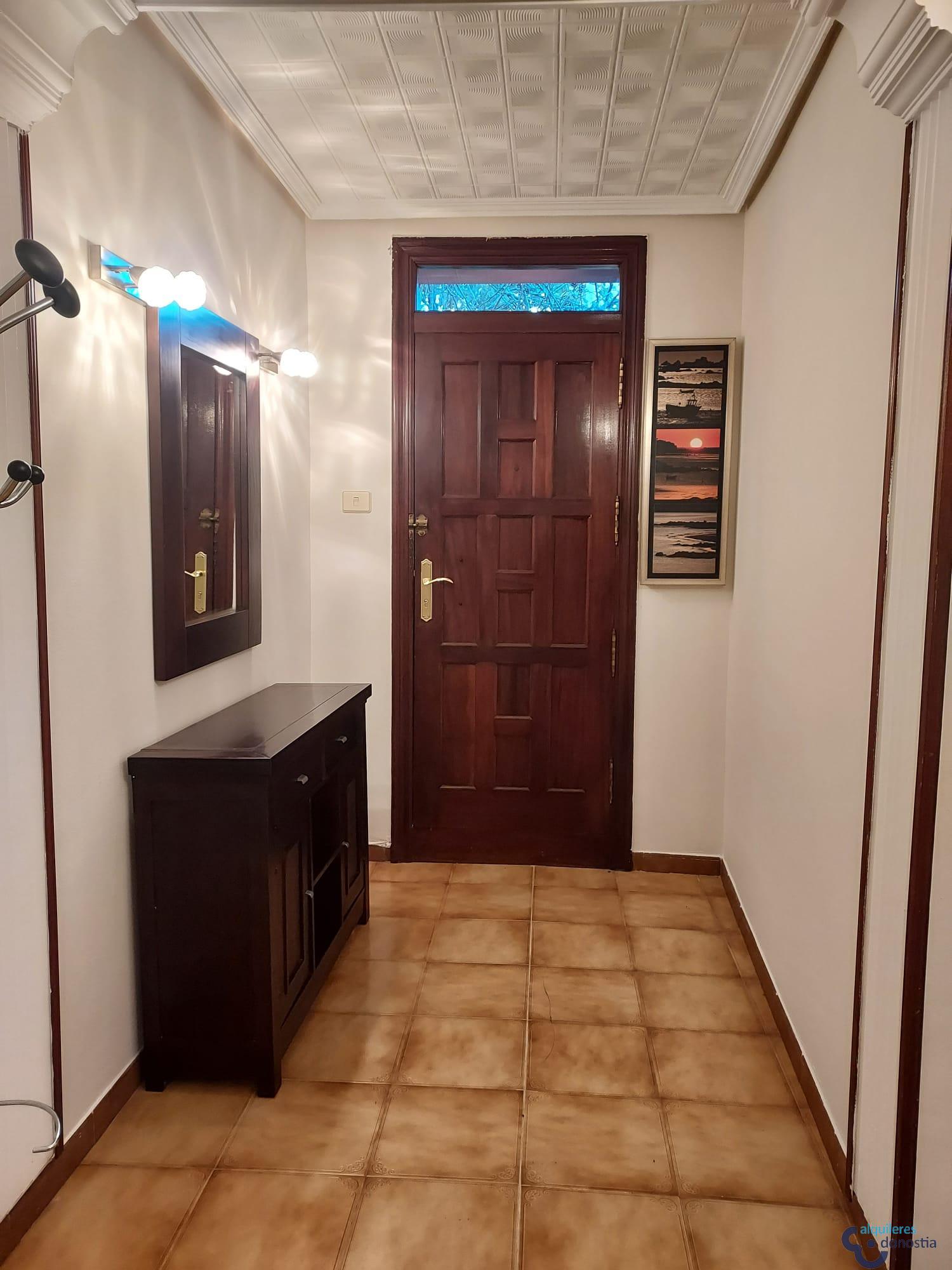 For rent of flat in Arrasate Mondragón