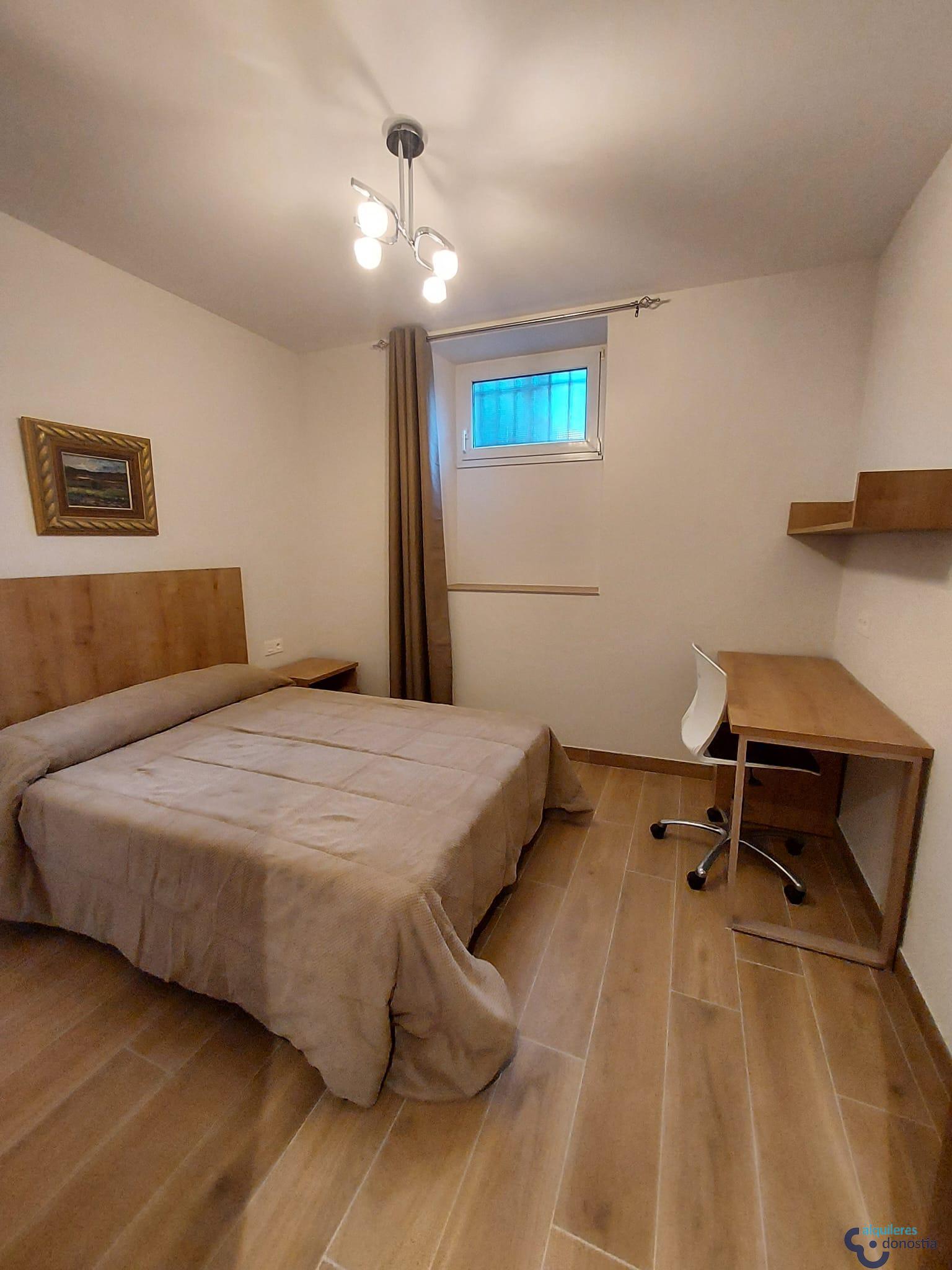 For rent of flat in Arrasate Mondragón