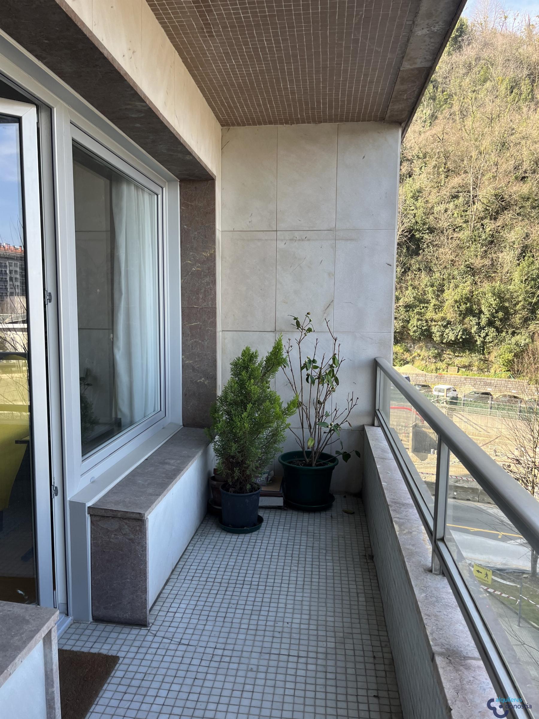 For rent of flat in Donostia-San Sebastián