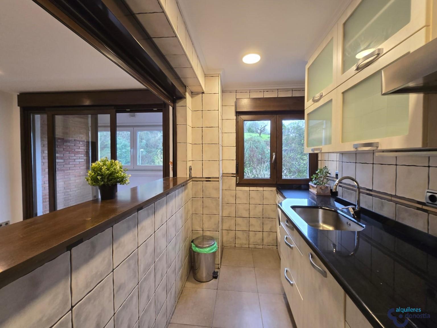 For rent of room in Donostia-San Sebastián