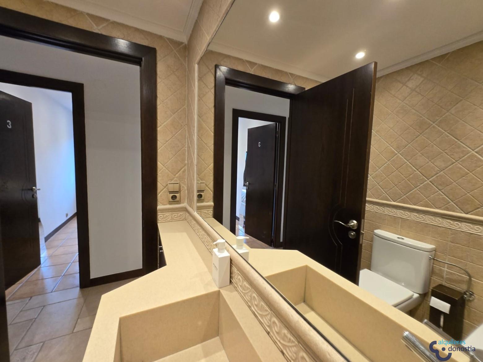 For rent of room in Donostia-San Sebastián