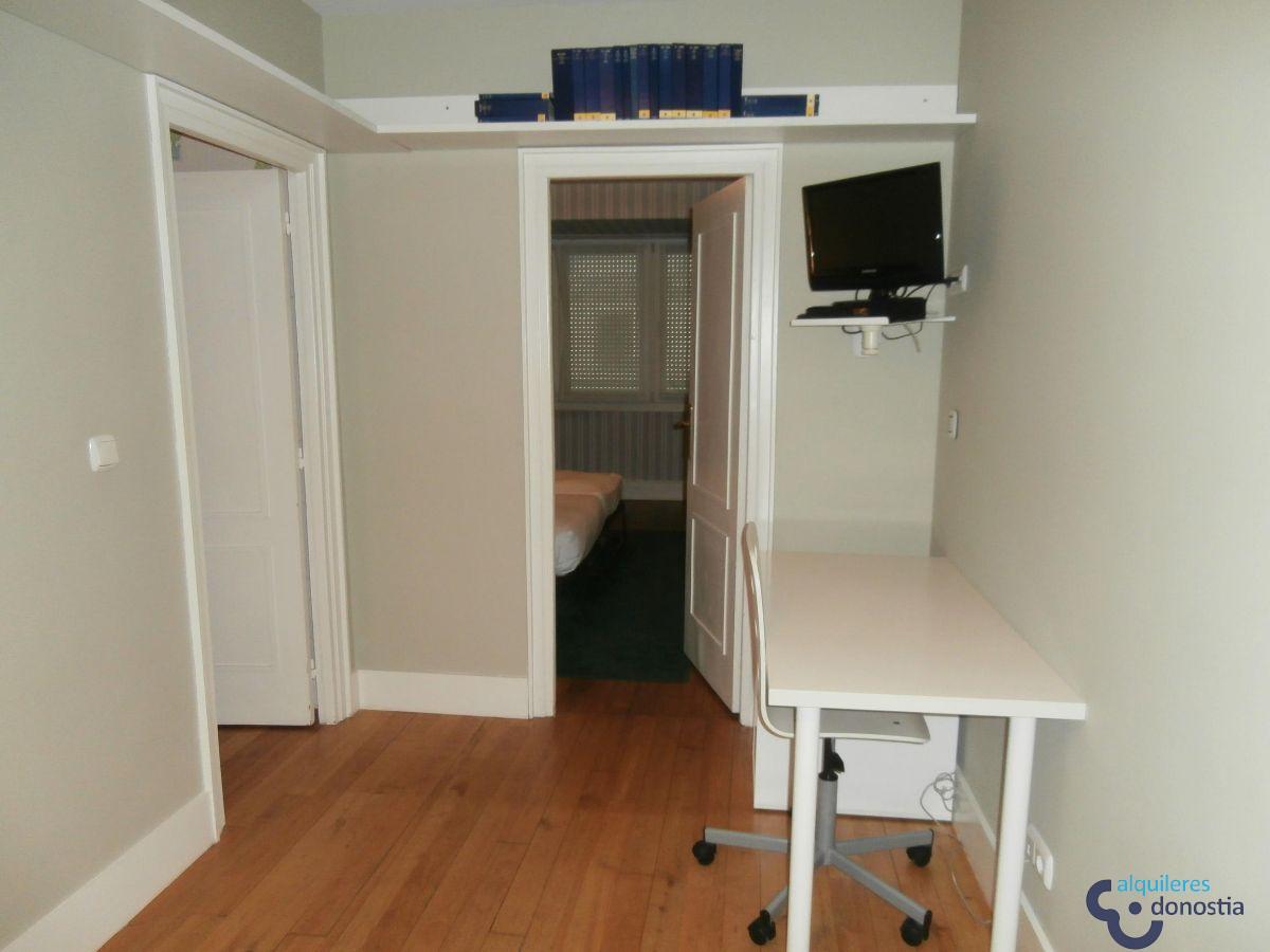 For rent of flat in Donostia-San Sebastián