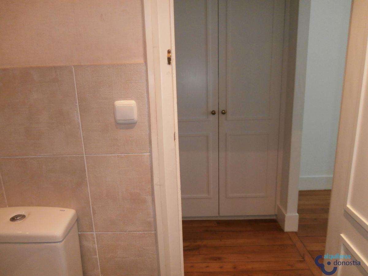 For rent of flat in Donostia-San Sebastián