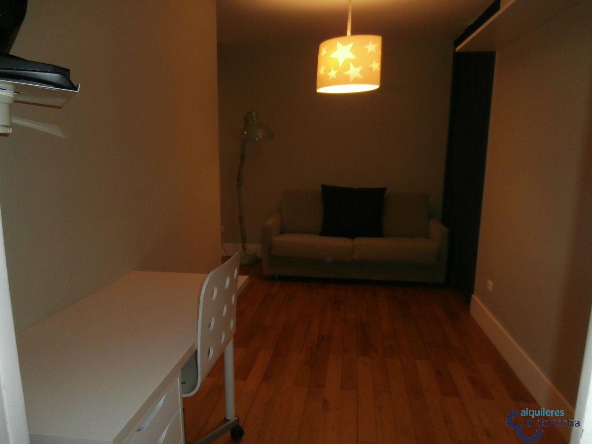 For rent of flat in Donostia-San Sebastián