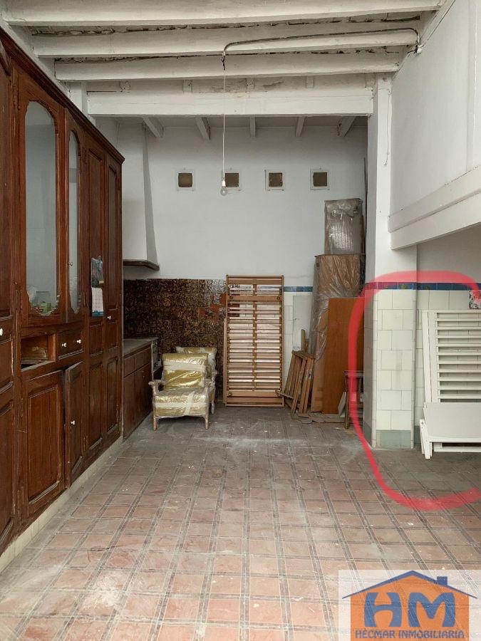 For sale of ground floor in Valencia