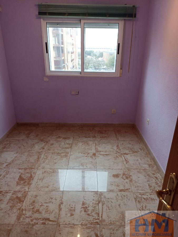 For sale of flat in Valencia