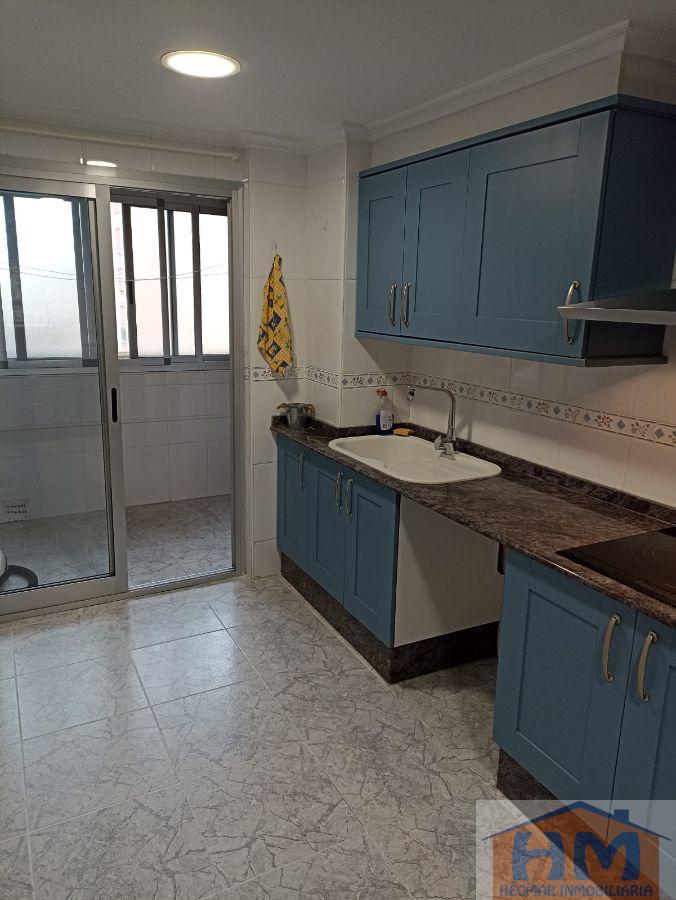 For sale of flat in Valencia