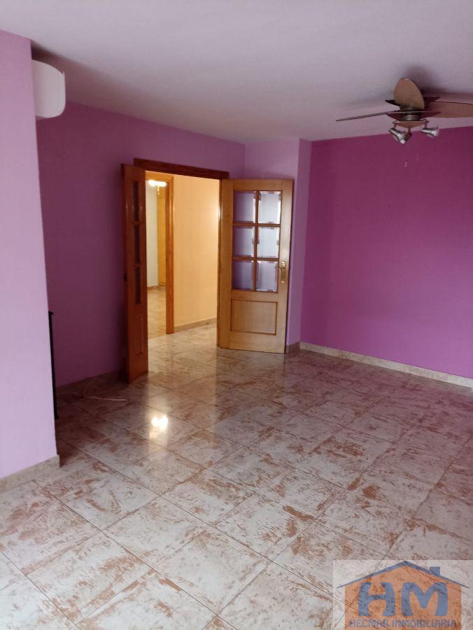 For sale of flat in Valencia