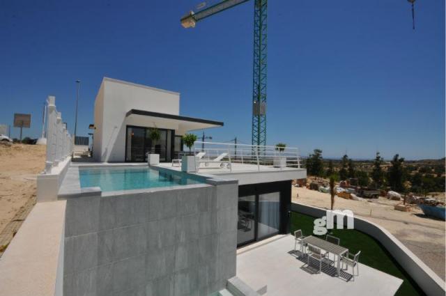 For sale of villa in San Miguel de Salinas