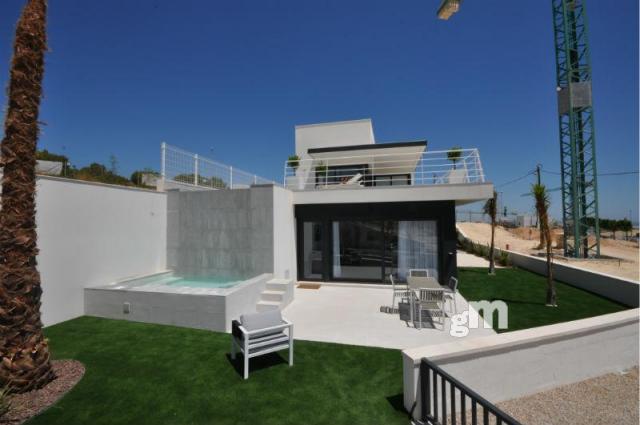 For sale of villa in San Miguel de Salinas