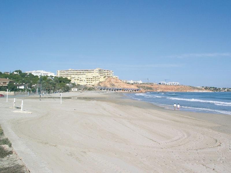 Venta de villa en Orihuela Costa