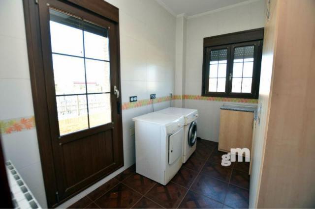 Venta de chalet en Los Montesinos
