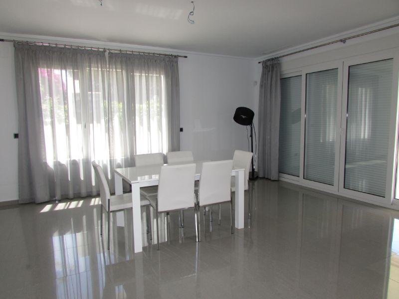 For sale of villa in Orihuela Costa