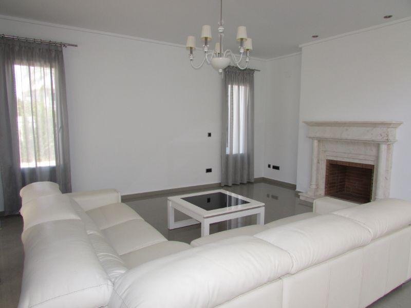 For sale of villa in Orihuela Costa