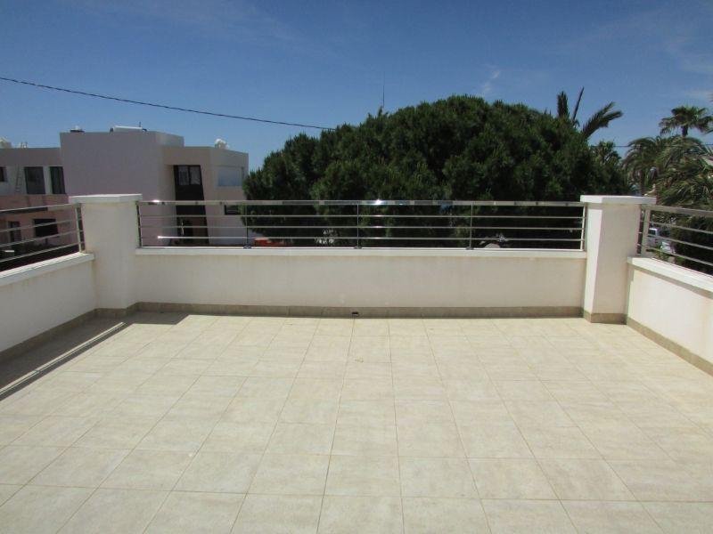 For sale of villa in Orihuela Costa