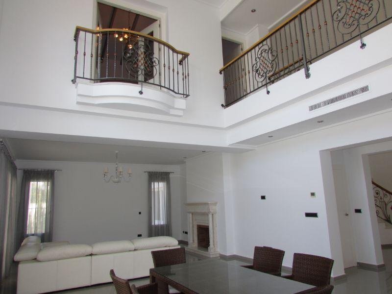 For sale of villa in Orihuela Costa