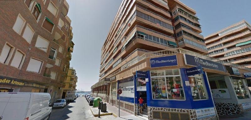 Venta de local comercial en Torrevieja