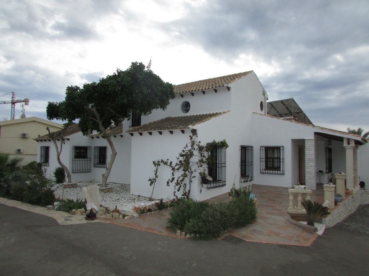 Salg av villa i Orihuela Costa