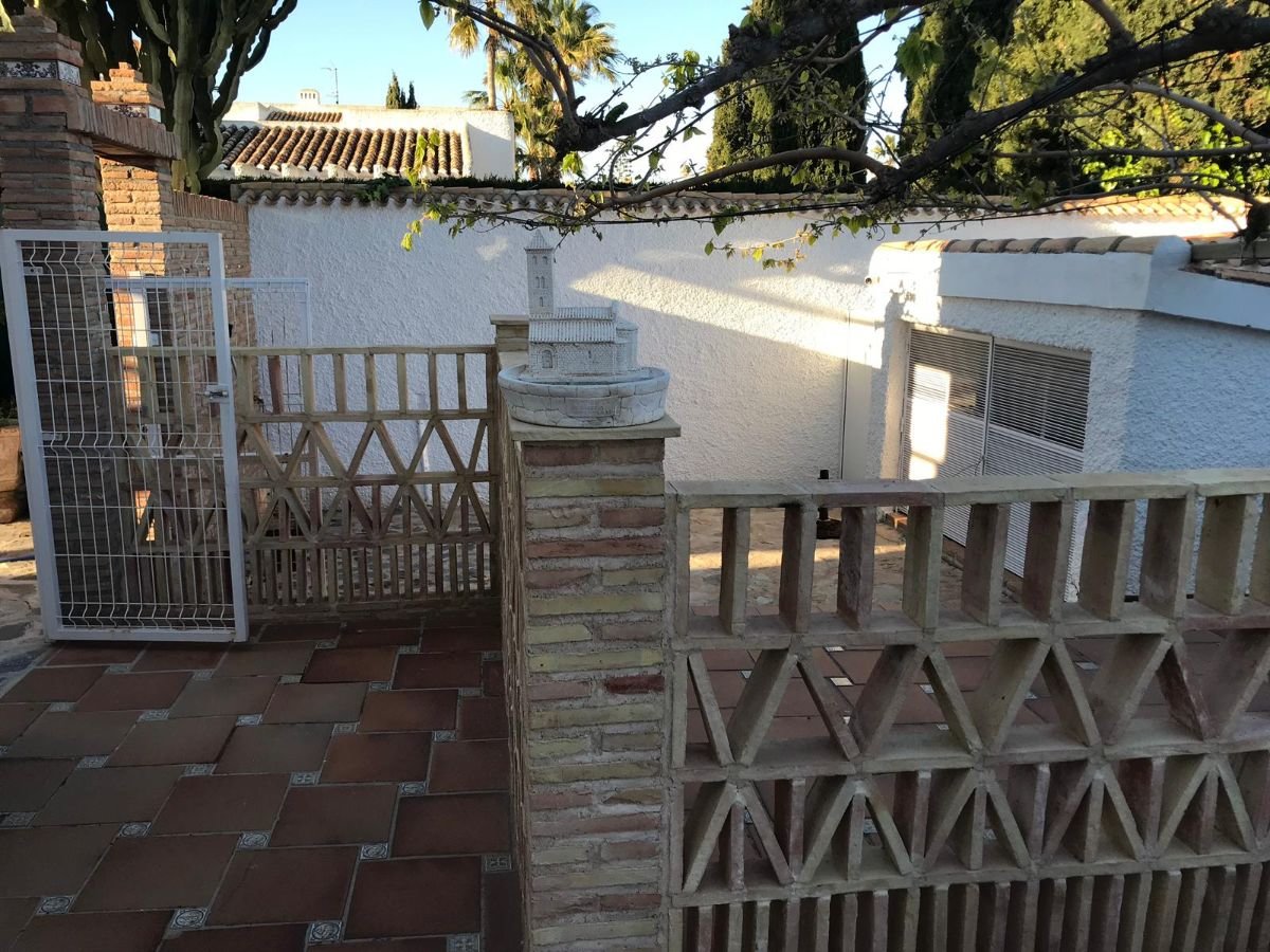 Venta de villa en Orihuela Costa