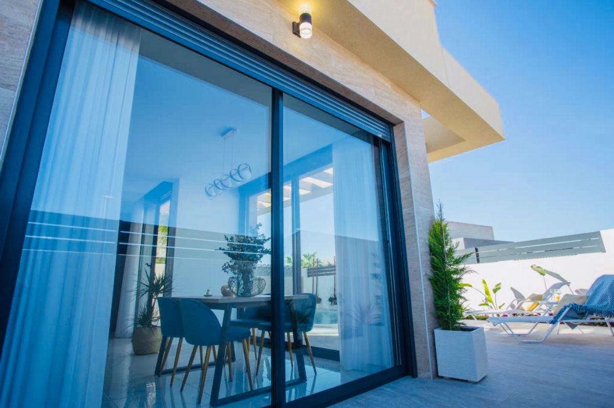 Venta de chalet en Los Montesinos Venta de chalet en Los Montesinos